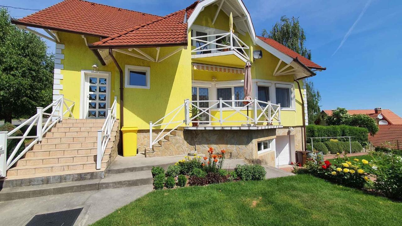 Apartment In Fonyod/Balaton 18580 Екстер'єр фото