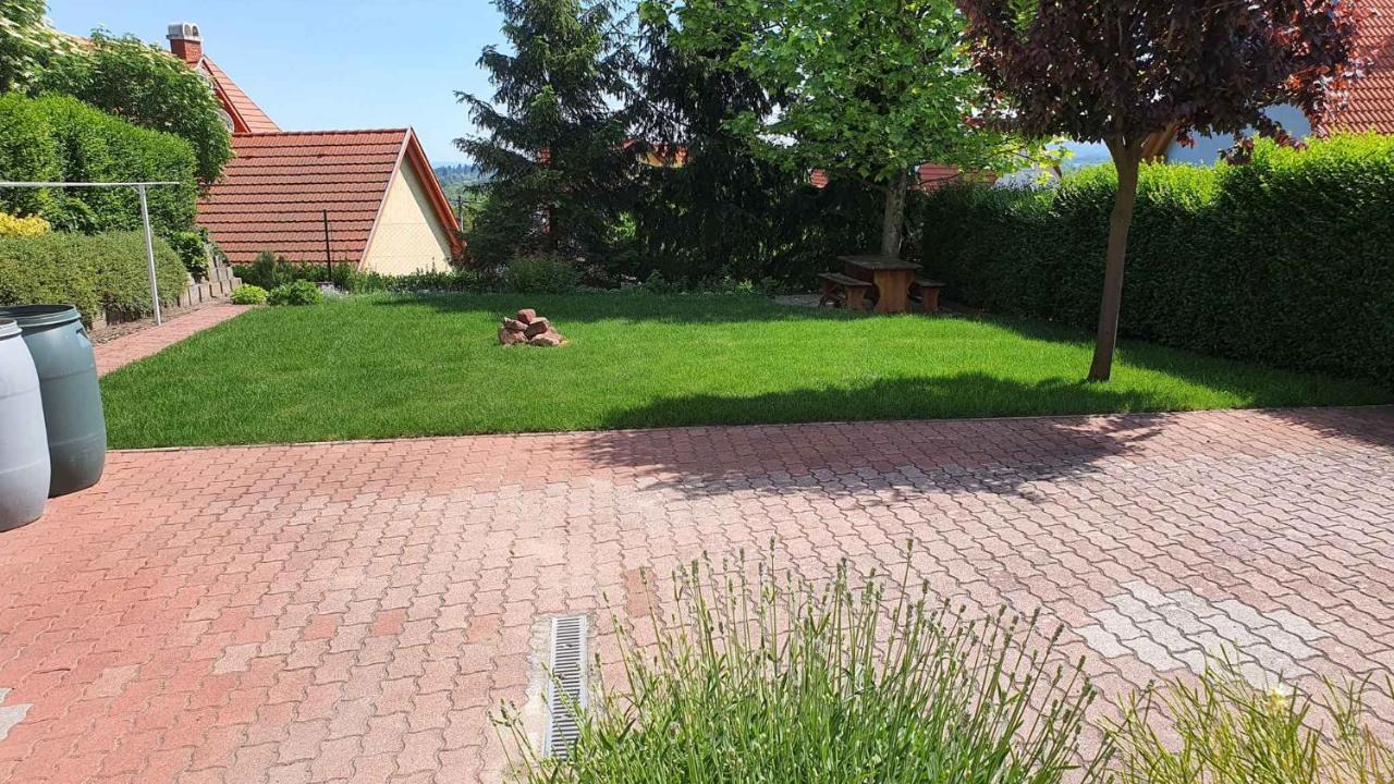 Apartment In Fonyod/Balaton 18580 Екстер'єр фото