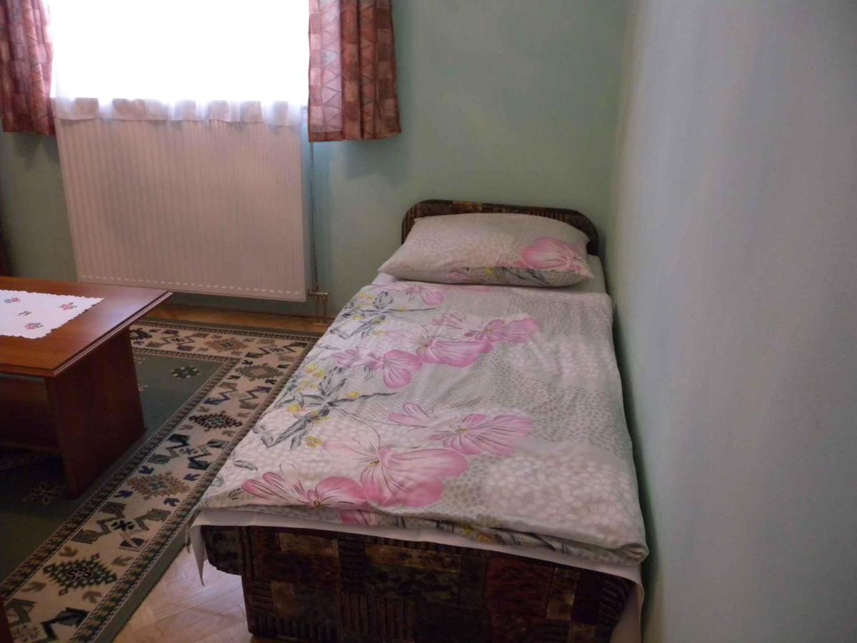 Apartment In Fonyod/Balaton 18580 Екстер'єр фото
